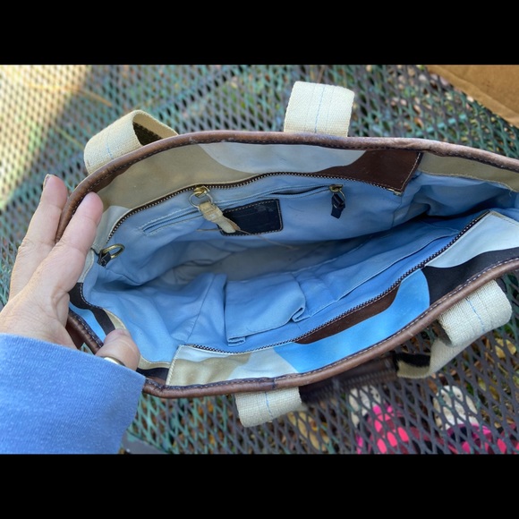 Coach purse - Picture 3 of 4